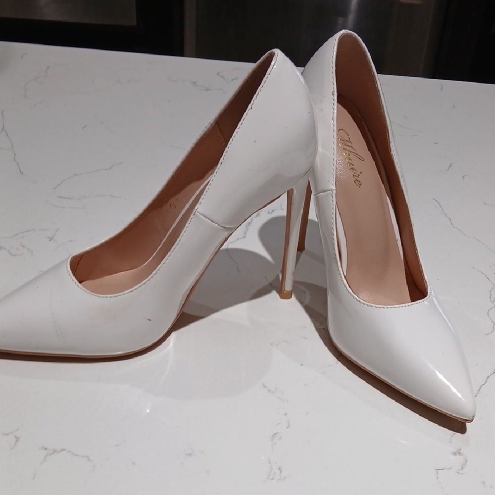 White Leather Pointed Toe Heels